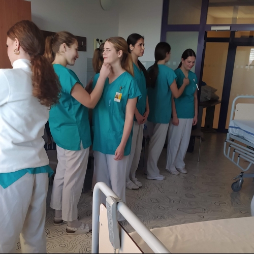 Alternativní popis - Miniexkurze v rámci praktického vyučování